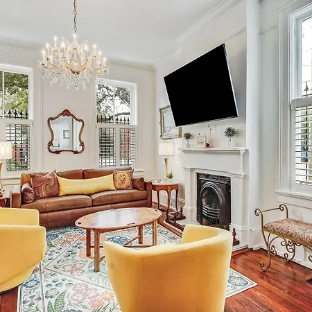 Douglass House-3